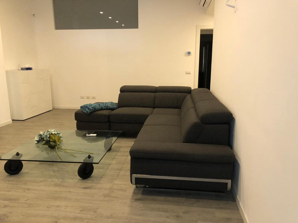Sweethome 利索内 外观 照片